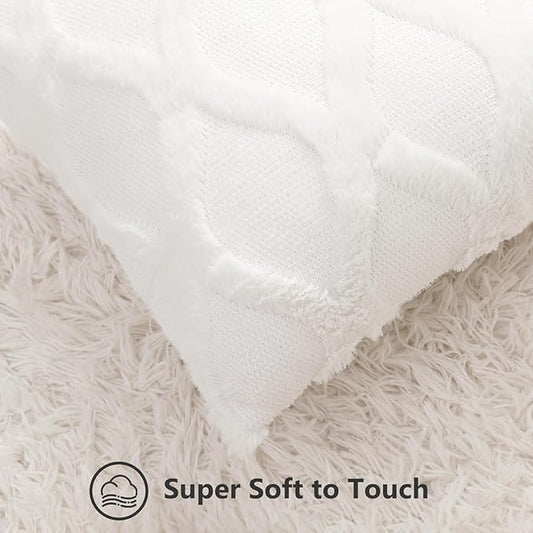 decorUhome Throw Pillow Covers 20x20 Inch Set of 2, Soft Plush Faux Fur Wool Cream White Couch Pillow Covers, Decorative Neutral Pillow Cases for Bed Sofa Living Room Home Decor