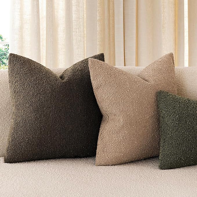 Foindtower Pack of 2 Textured Boucle Throw Pillow Covers Accent Solid Decorative Lumbar Pillow Cases Cozy Couch Cushion Case for Chair Sofa Bedroom Living Room Home Decor 12x20 Inch Chocolate