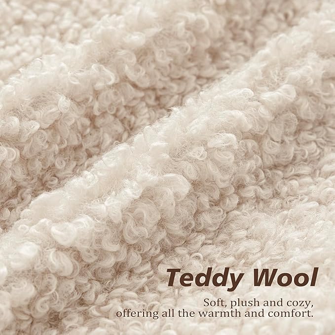 Foindtower 2 Pieces 20x20 Inch Cream Beige, Faux Fur Throw Pillow Cover Accent Sherpa Furry Pillow Covers Fuzzy Soft Pillowcases Cozy Sheepskin Decorative Fleece Cushion Case for Bed Couch Living Room