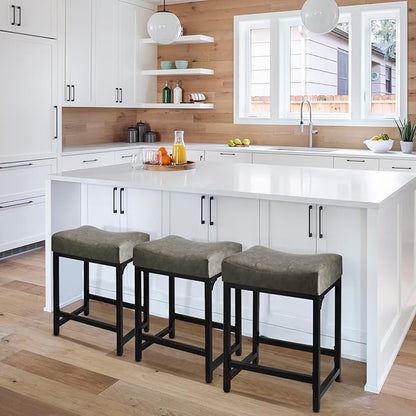 Counter Height Bar Stools Set of 2, 24 Inch Stools for Kitchen Counter with Thick Saddle Seats and Barstools Metal Frame, Modern Backless Counter Height Stool for Kitchen Island Bar Grey