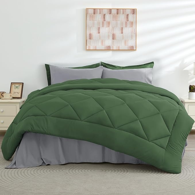 HEVUMYI King Comforter Set - 7-Piece All Season Bed in a Bag King, Ultra Soft Bedding Set with Comforter, Flat Sheet, Fitted Sheet, Pillowcases, Pillow Shams, Green & Light Grey