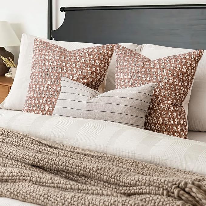 Foindtower Set of 2 Decorative Vintage Floral Print Throw Pillow Covers Neutral Farmhouse Cushion Covers Boho Home Decor for Sofa Couch Chair Bedroom Living Room Outdoor,22×22 Inch,Light Orange Brown