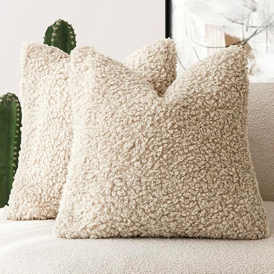 Foindtower 2 Pieces Faux Fur Throw Pillow Cover Decorative Sherpa Pillow Fuzzy Accent Pillowcases Soft Sheepskin Fleece Cushion Case for Bed Couch Living Room 18x18 Inch Oatmeal