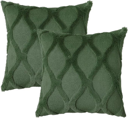 decorUhome Throw Pillow Covers 20x20 Inch Set of 2, Soft Plush Faux Fur Wool Forest Elf Couch Pillow Covers, Decorative Neutral Pillow Cases for Bed Sofa Living Room Home Decor